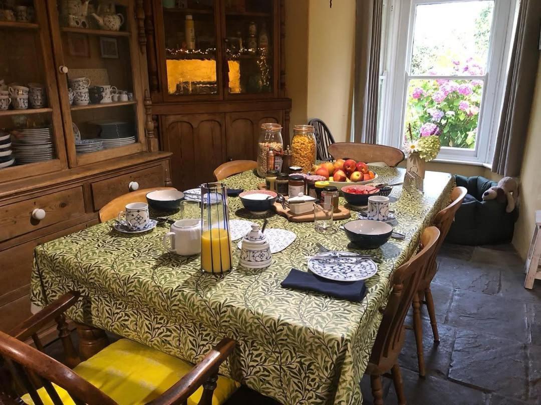 Ynyswen Bed & Breakfast Nantgaredig 외부 사진